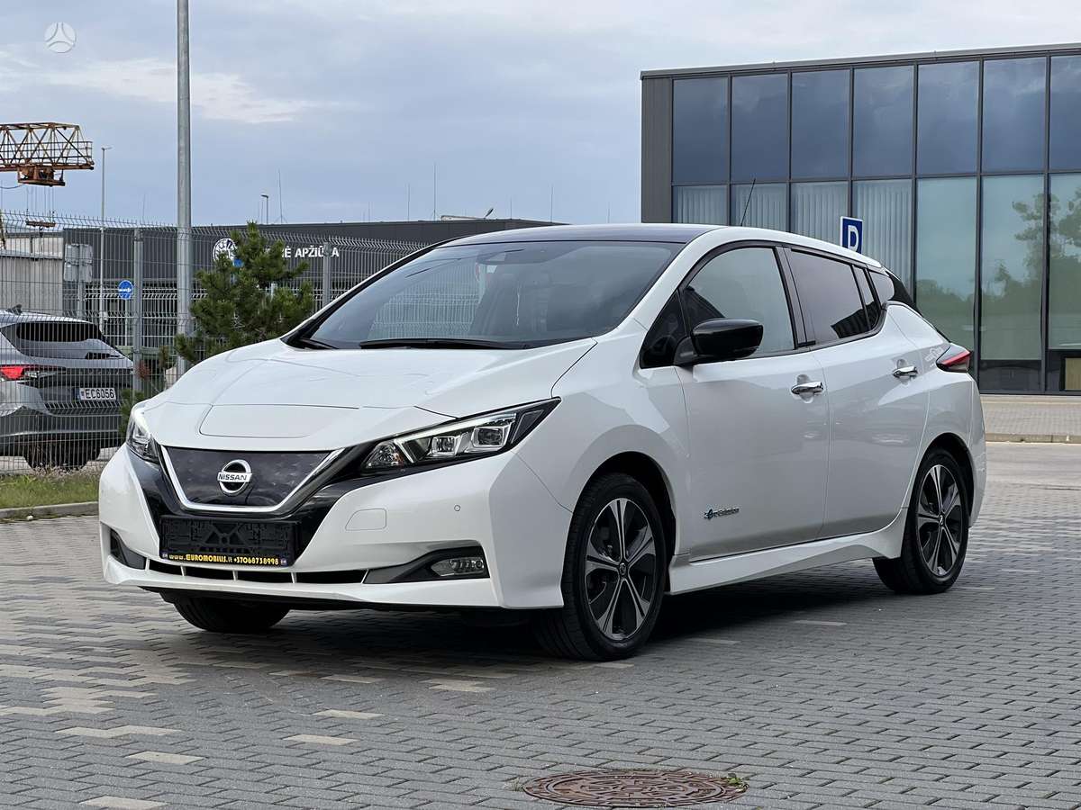 Nissan Leaf, 40 кВт·ч, Хэтчбек