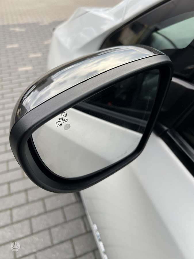 Nissan Leaf, 40 kWh, hatchback