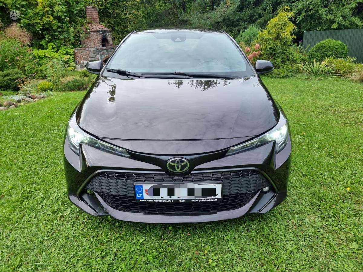 Toyota Corolla - 2