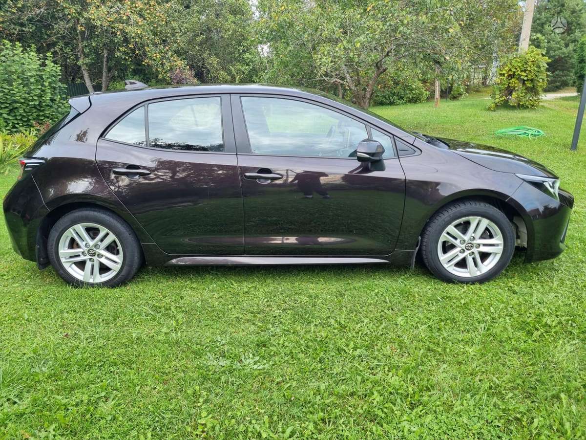 Toyota Corolla - 5