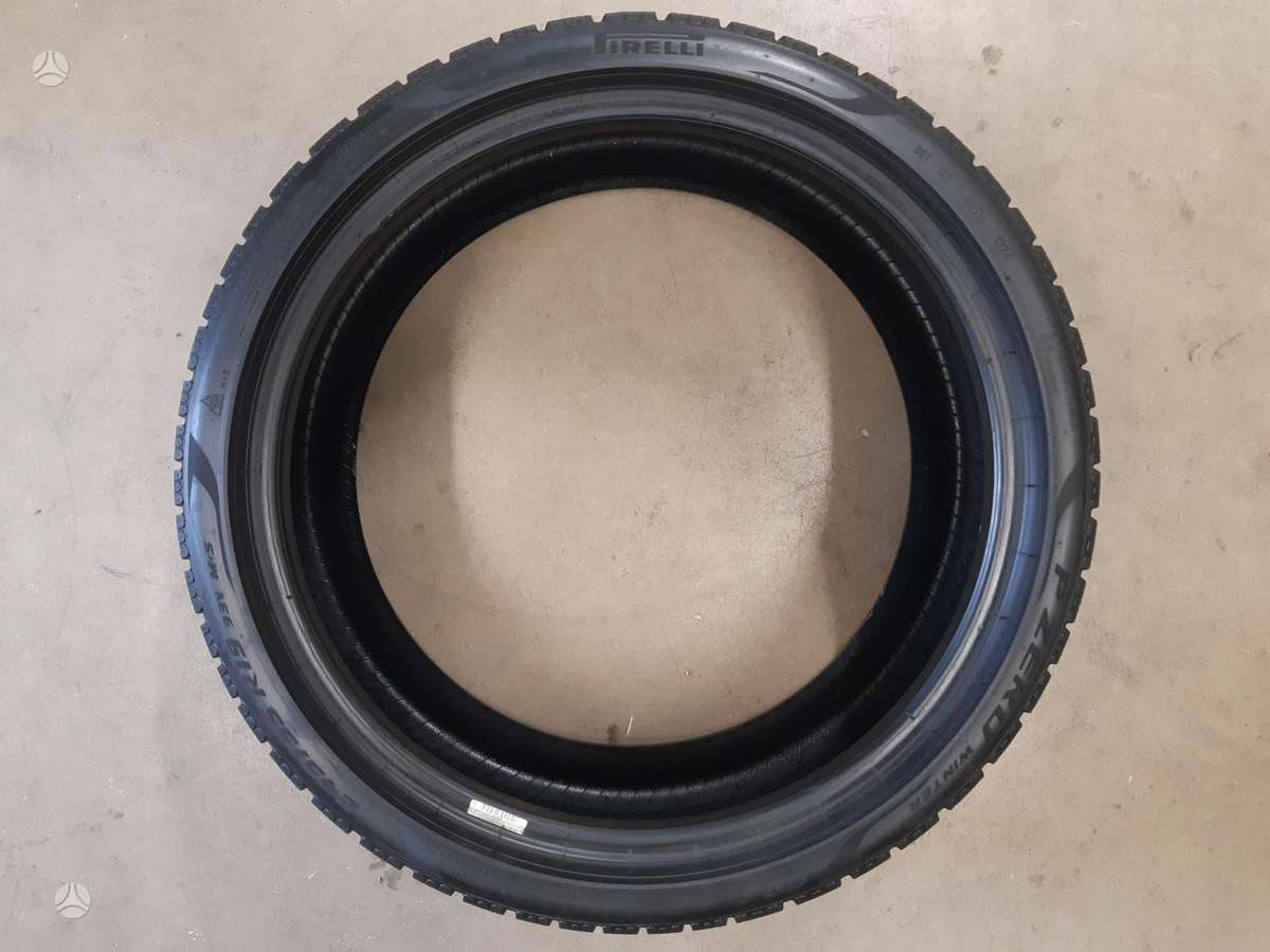 Pirelli 2024m 95% PZero Winter', всесезонные 245/35 R19