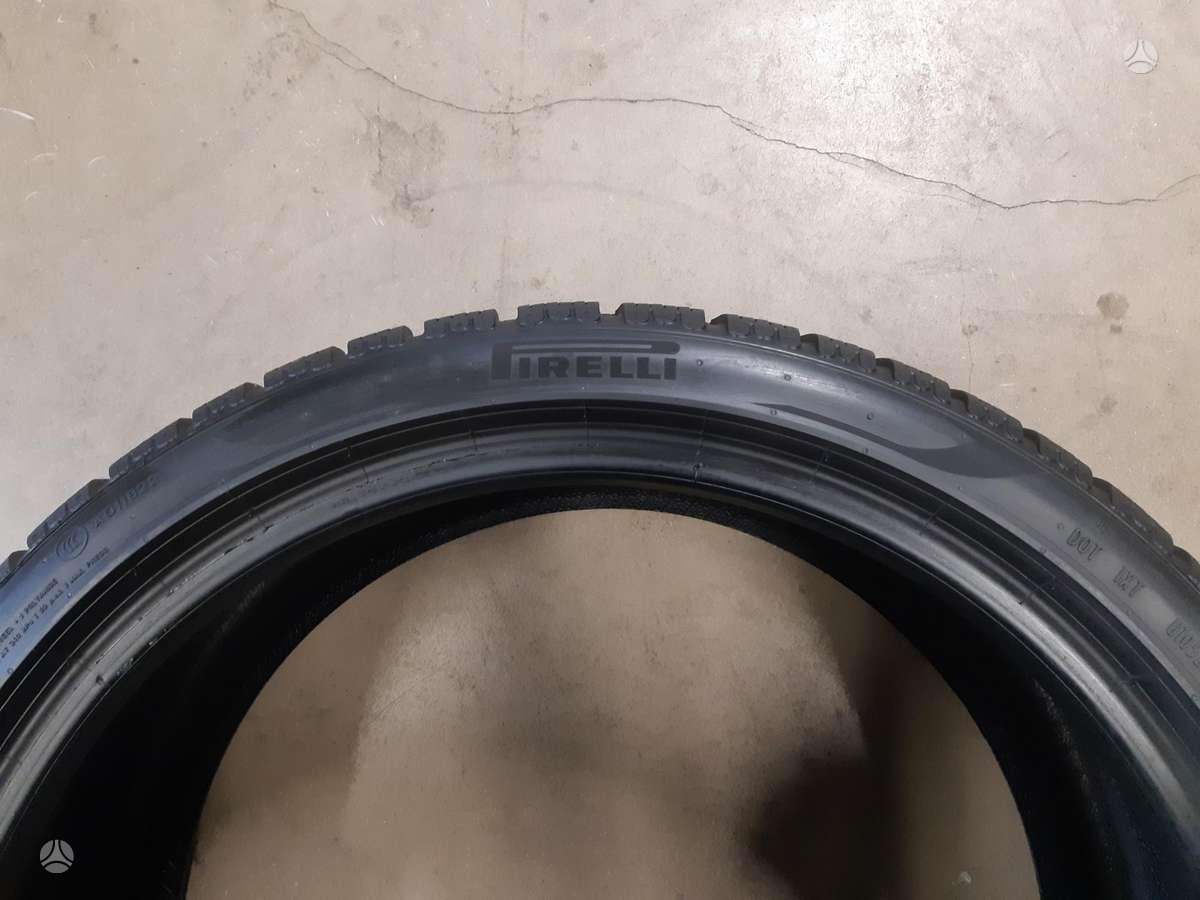 Pirelli 2024m 95% PZero Winter', всесезонные 245/35 R19
