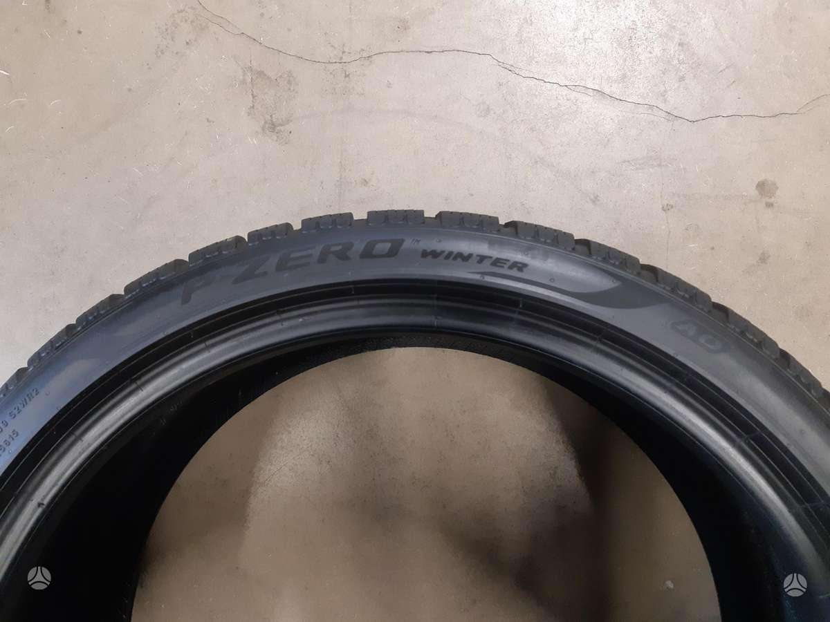 Pirelli 2024m 95% PZero Winter', всесезонные 245/35 R19
