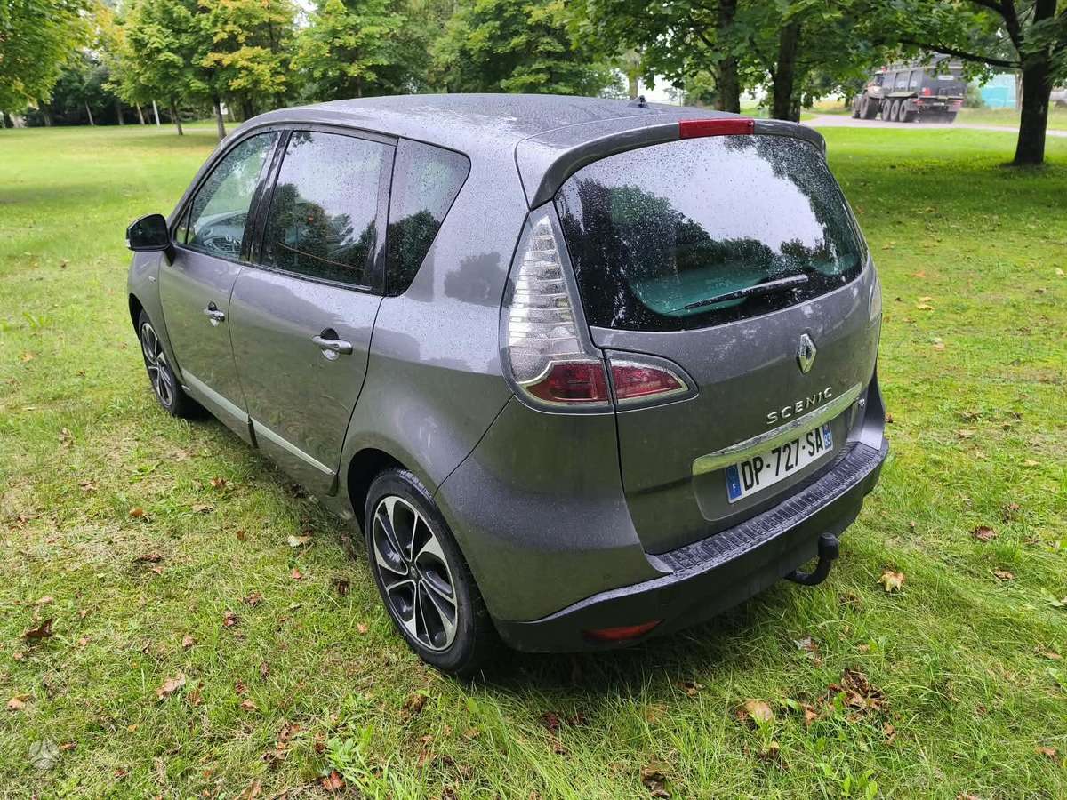 Renault Scenic - 5