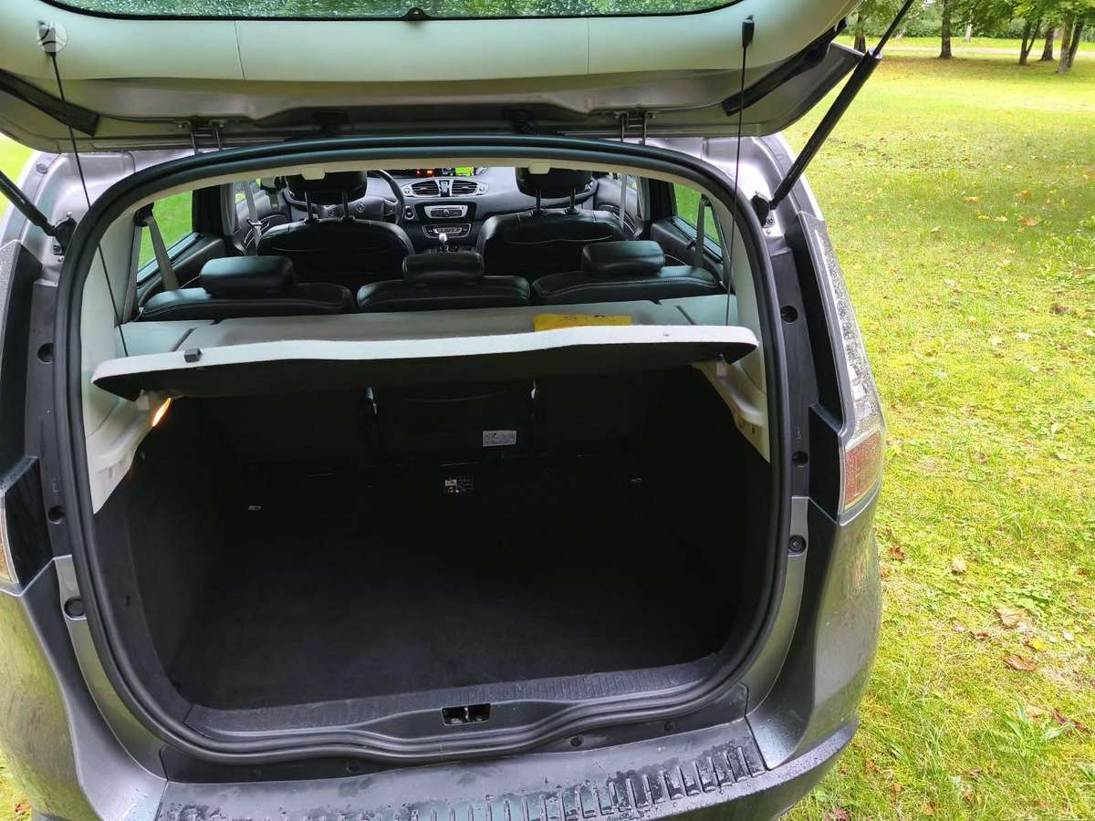 Renault Scenic - 12