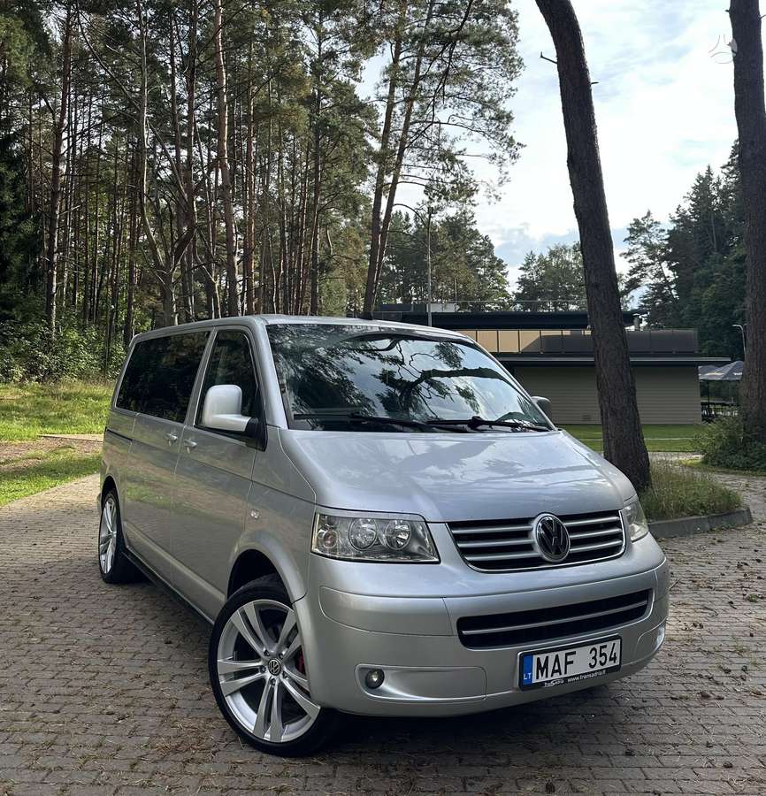 Volkswagen Multivan - 1