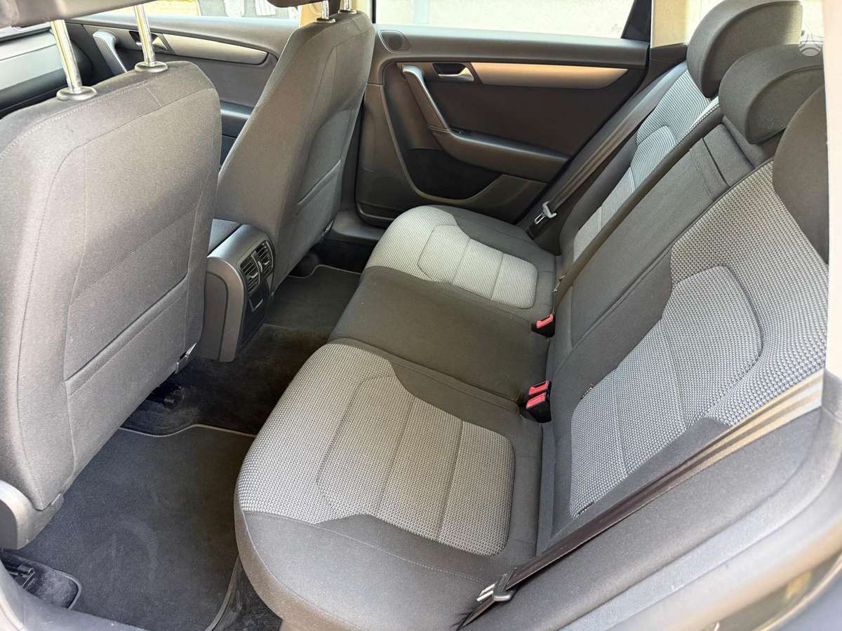 Volkswagen Passat, 1.6 l., Универсал