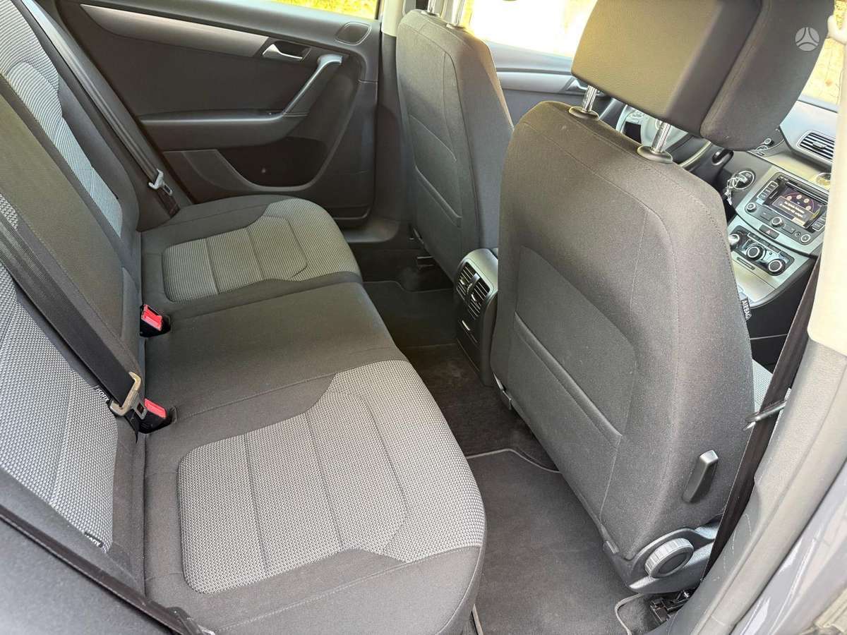 Volkswagen Passat, 1.6 l., Универсал