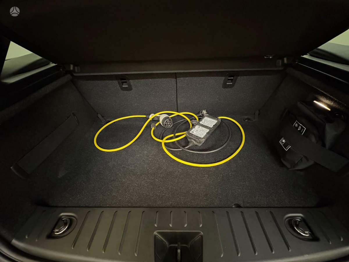 BMW i3, 30 kWh, hatchback