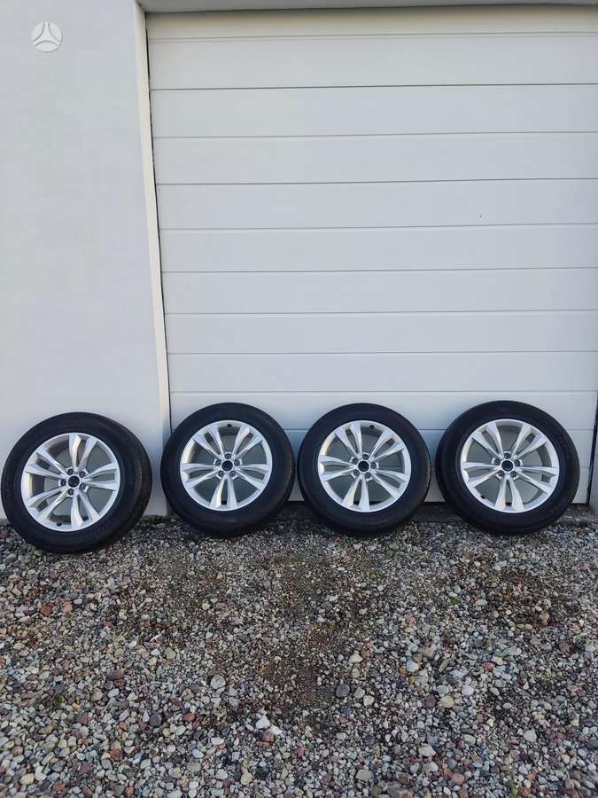 Audi Q7, lengvojo lydinio, R19