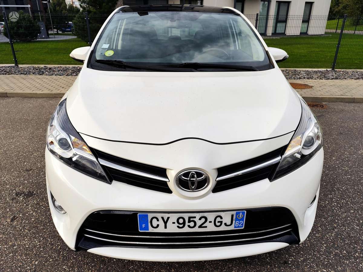 Toyota Verso - 2