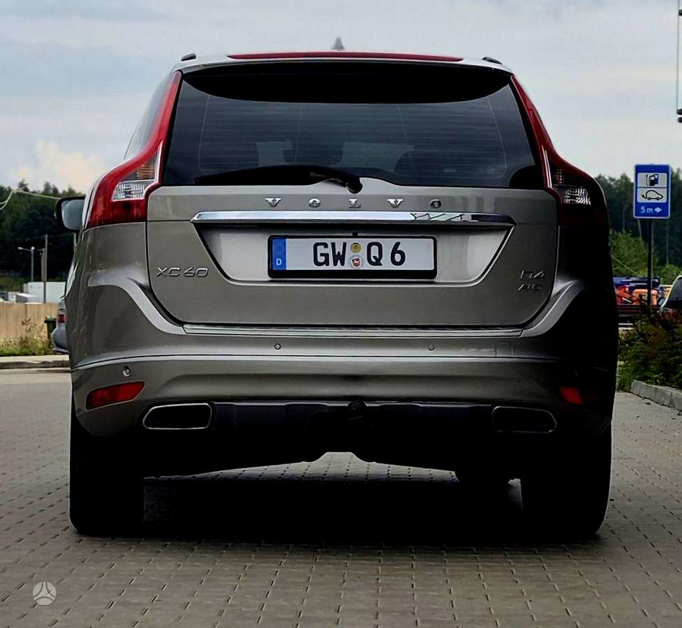 Volvo XC60 - 10