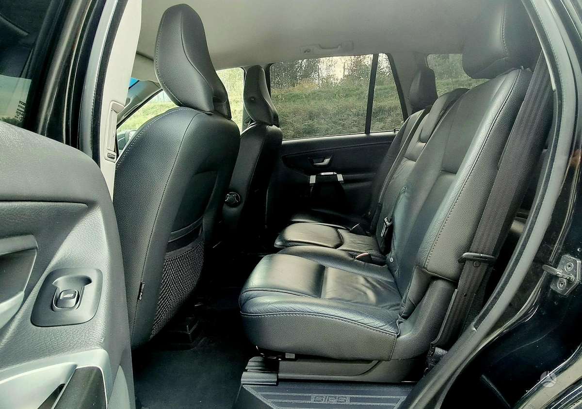 Volvo XC90 - 12