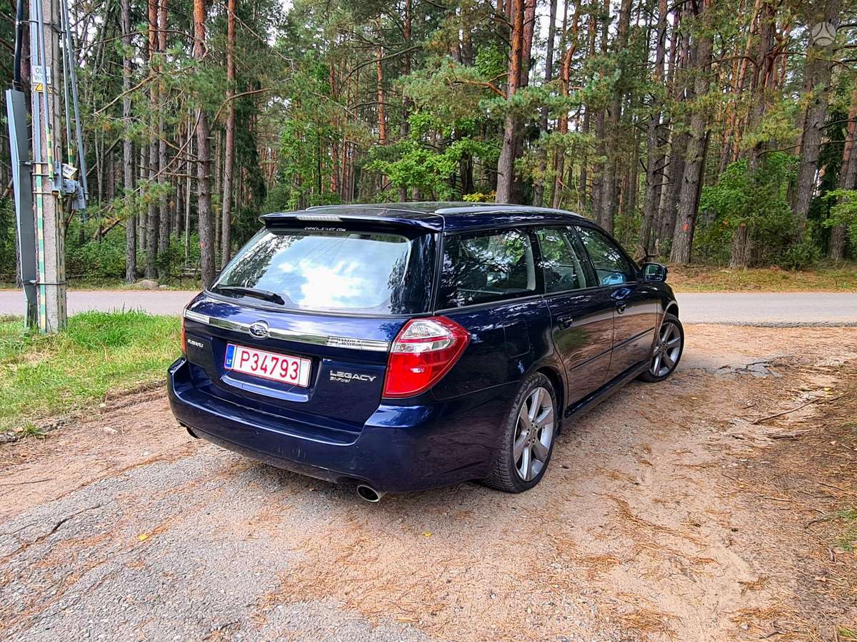 Subaru Legacy - 6