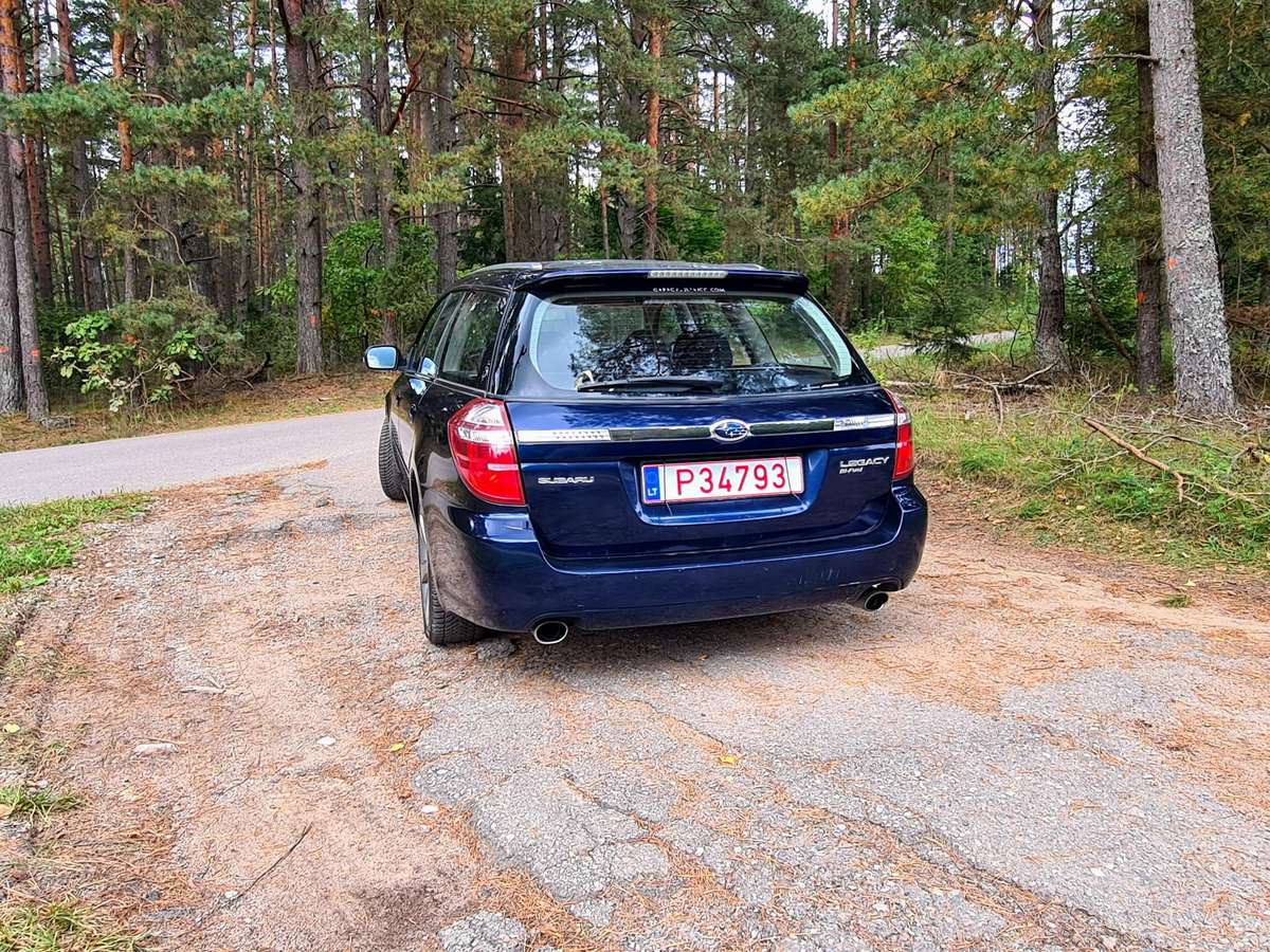 Subaru Legacy - 5