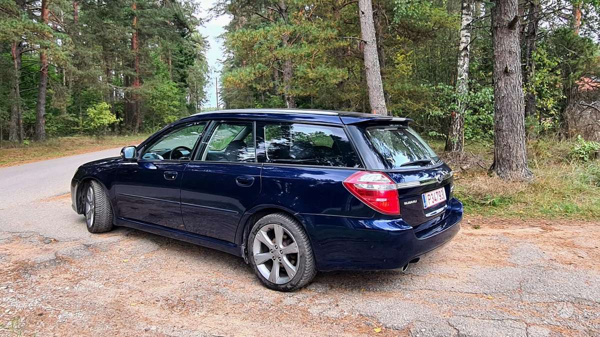 Subaru Legacy - 4