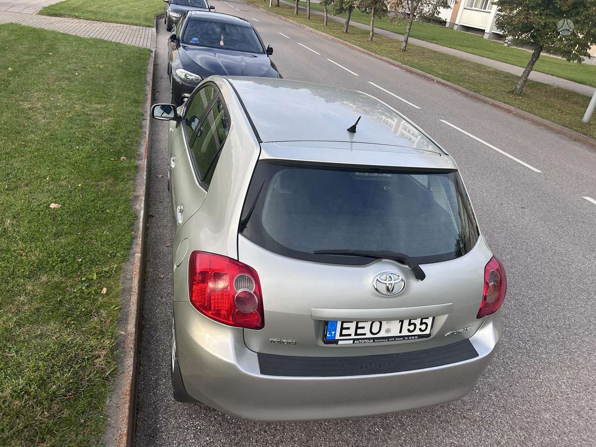 Toyota Auris - 8