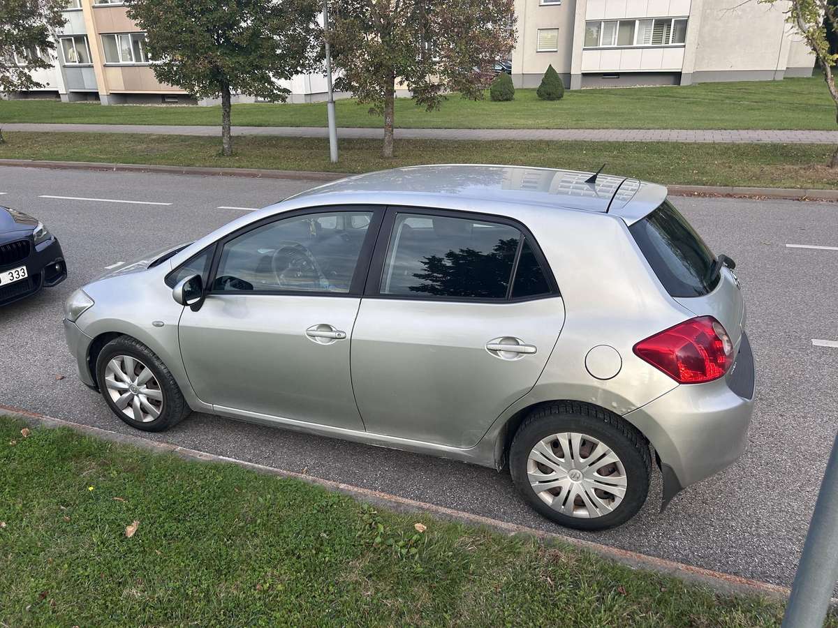Toyota Auris - 9