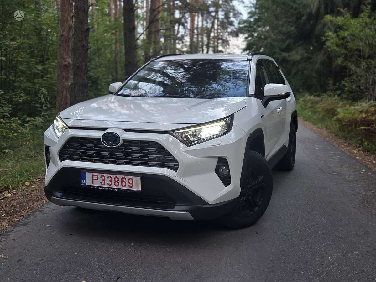 Toyota RAV4 - 1