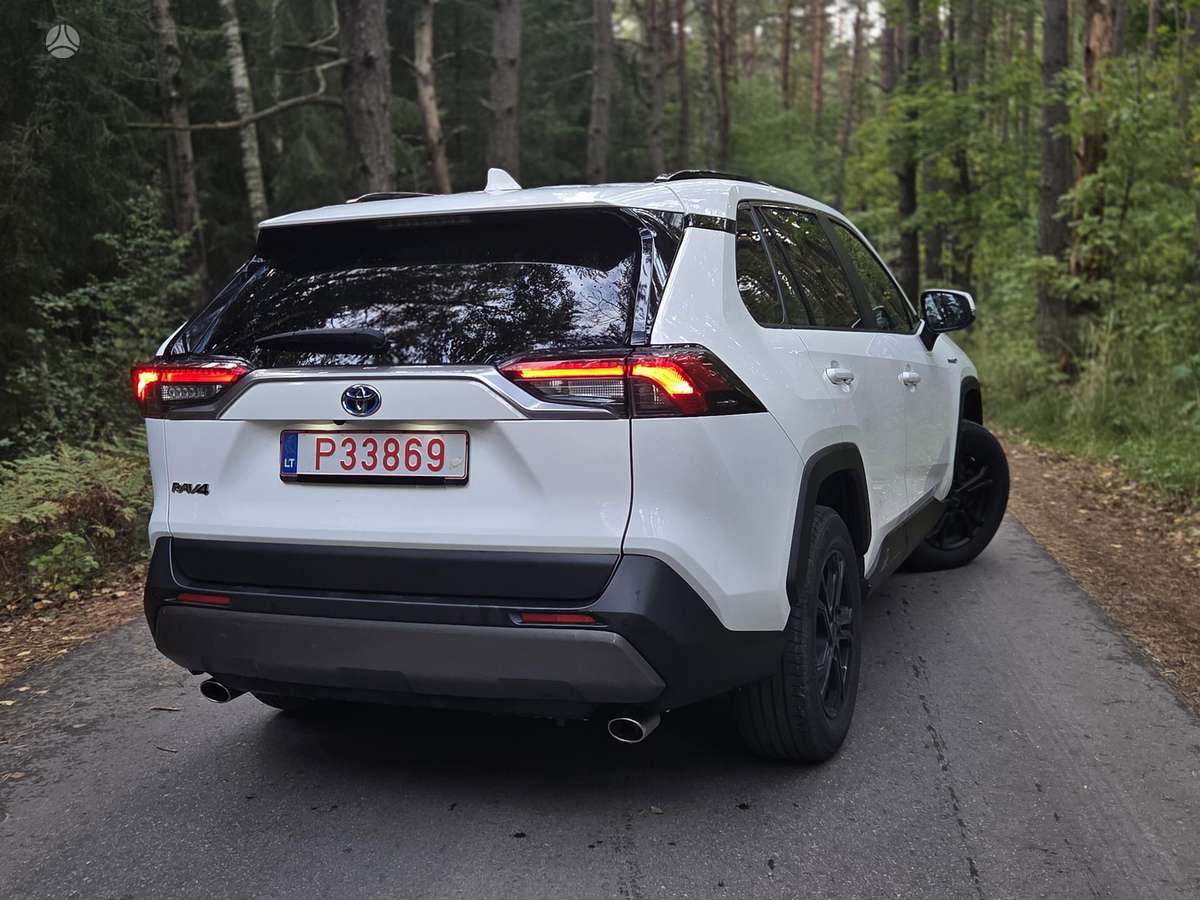 Toyota RAV4 - 4