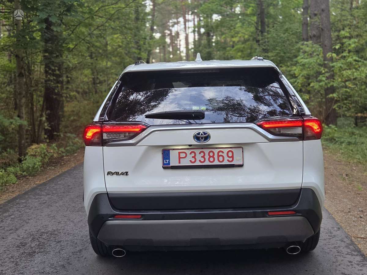 Toyota RAV4 - 5