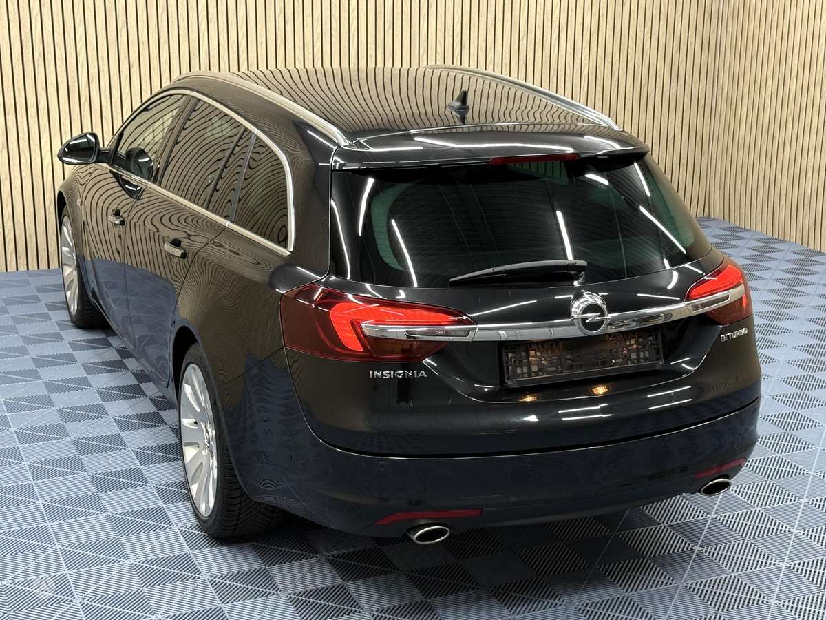 Opel Insignia, 2.0 l., Универсал