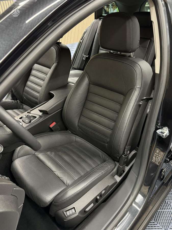 Opel Insignia, 2.0 l., wagon