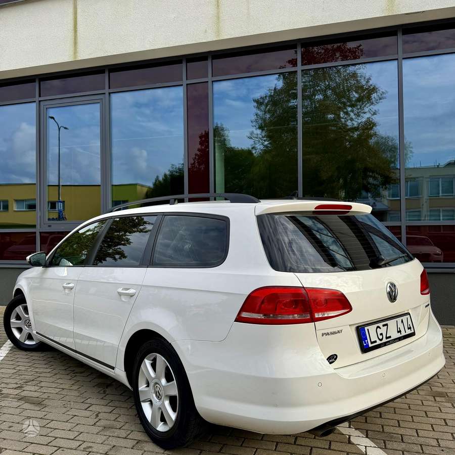 Volkswagen Passat - 5