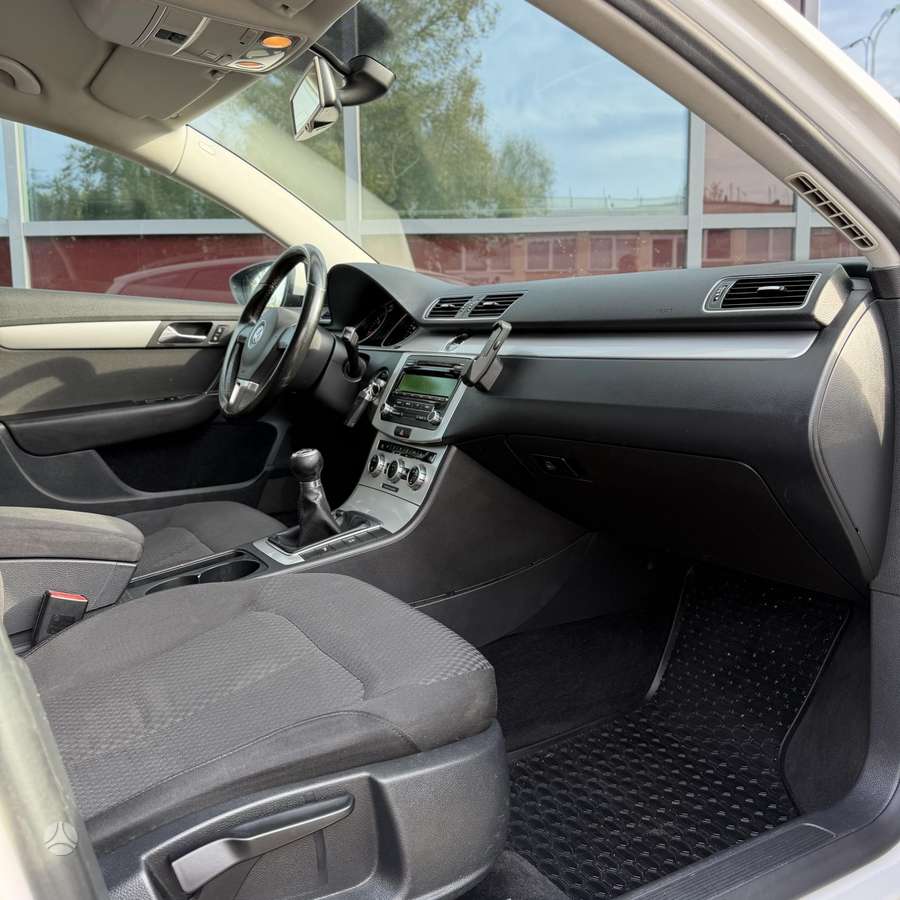 Volkswagen Passat, 2.0 l., Универсал