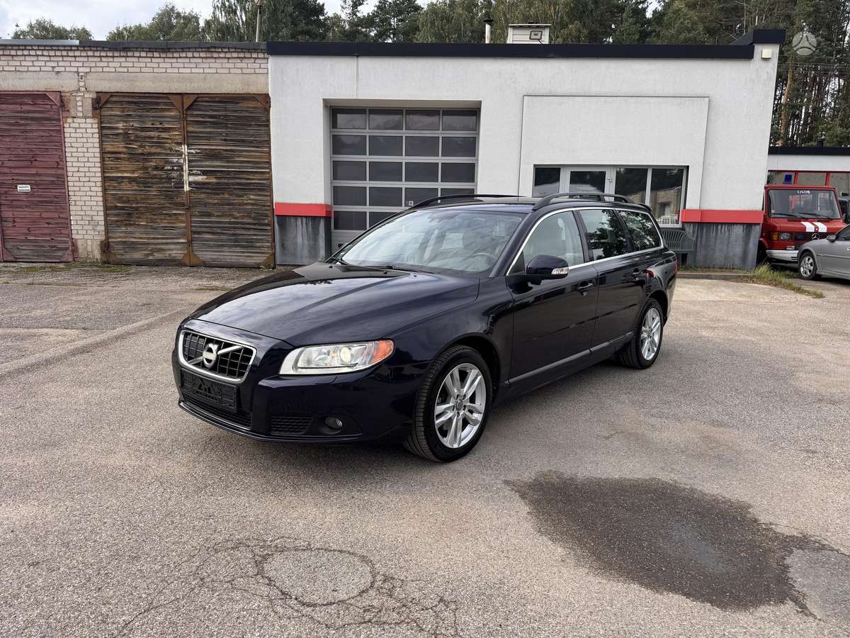 Volvo V70, 2.0 l., Универсал