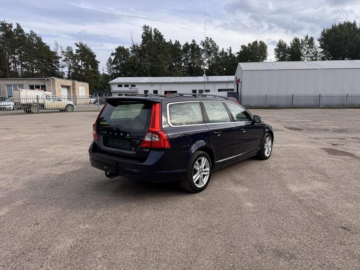 Volvo V70, 2.0 l., Универсал