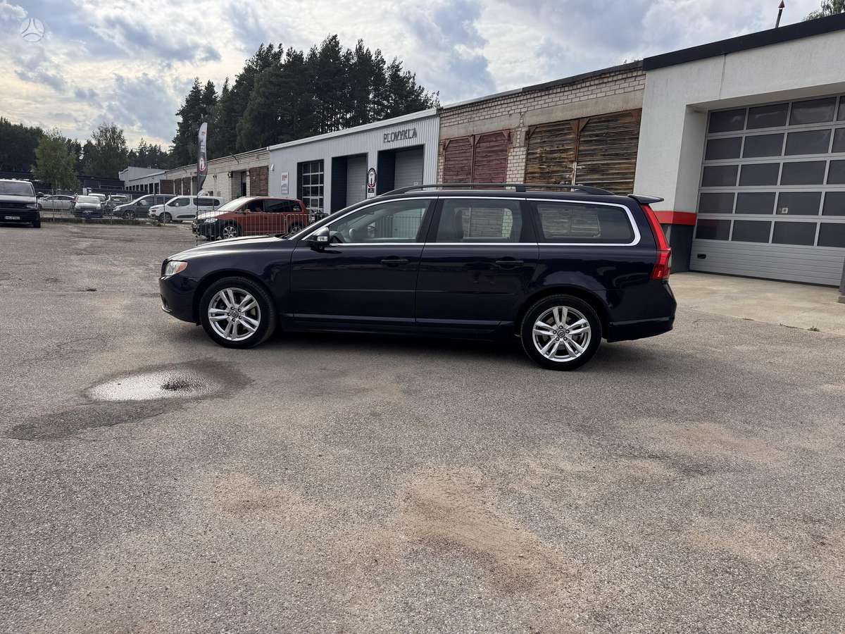 Volvo V70, 2.0 l., Универсал