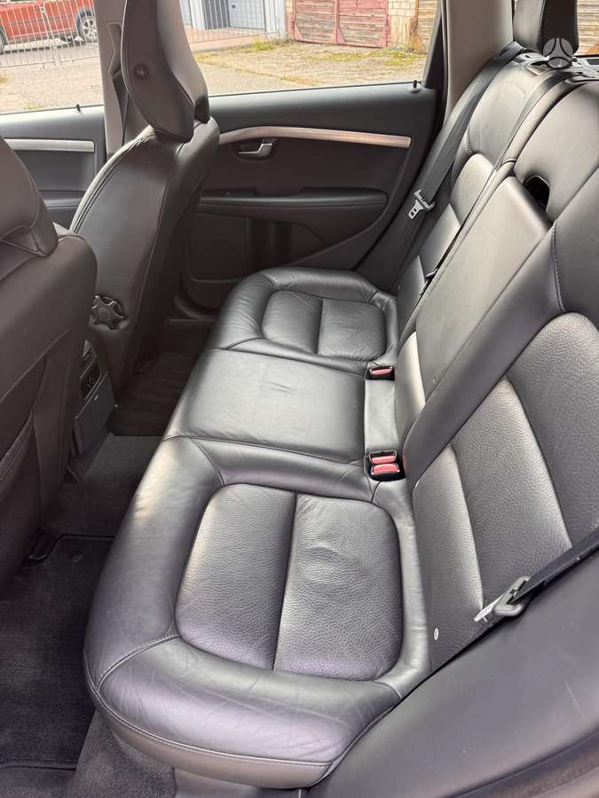 Volvo V70, 2.0 l., Универсал