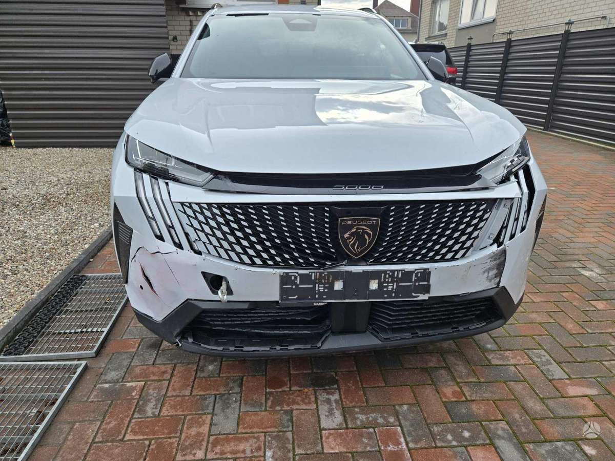 Peugeot 5008 - 8