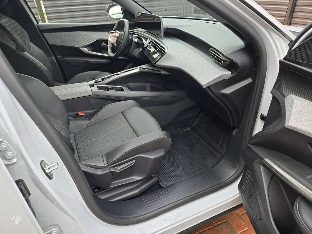 Peugeot 5008 - 12