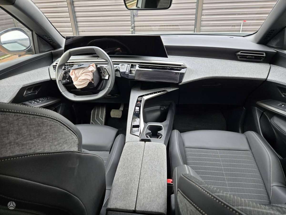 Peugeot 5008 - 11