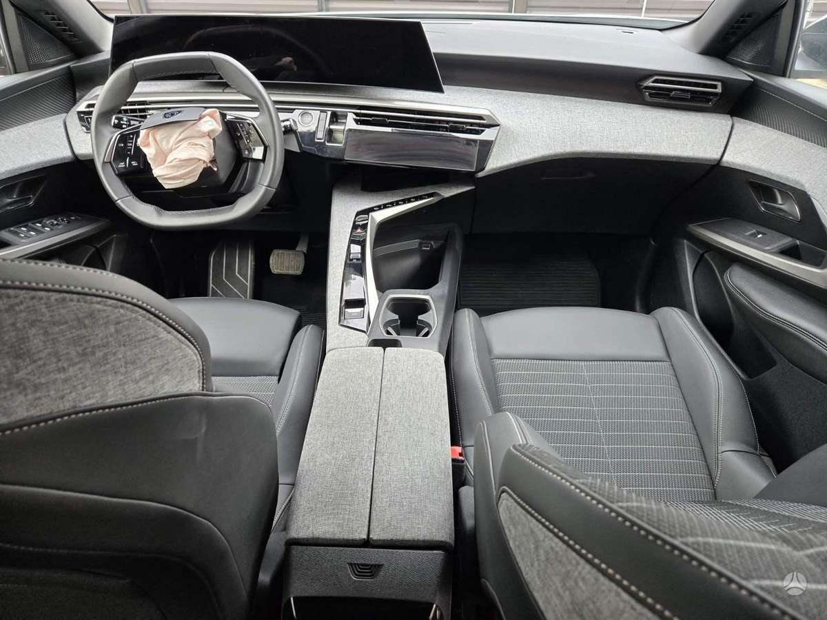 Peugeot 5008 - 10
