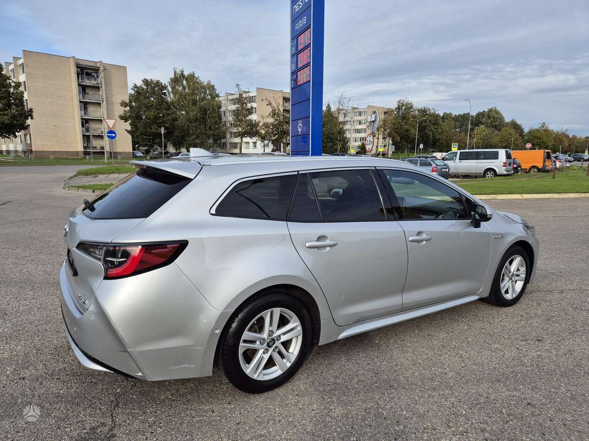 Toyota Corolla - 5