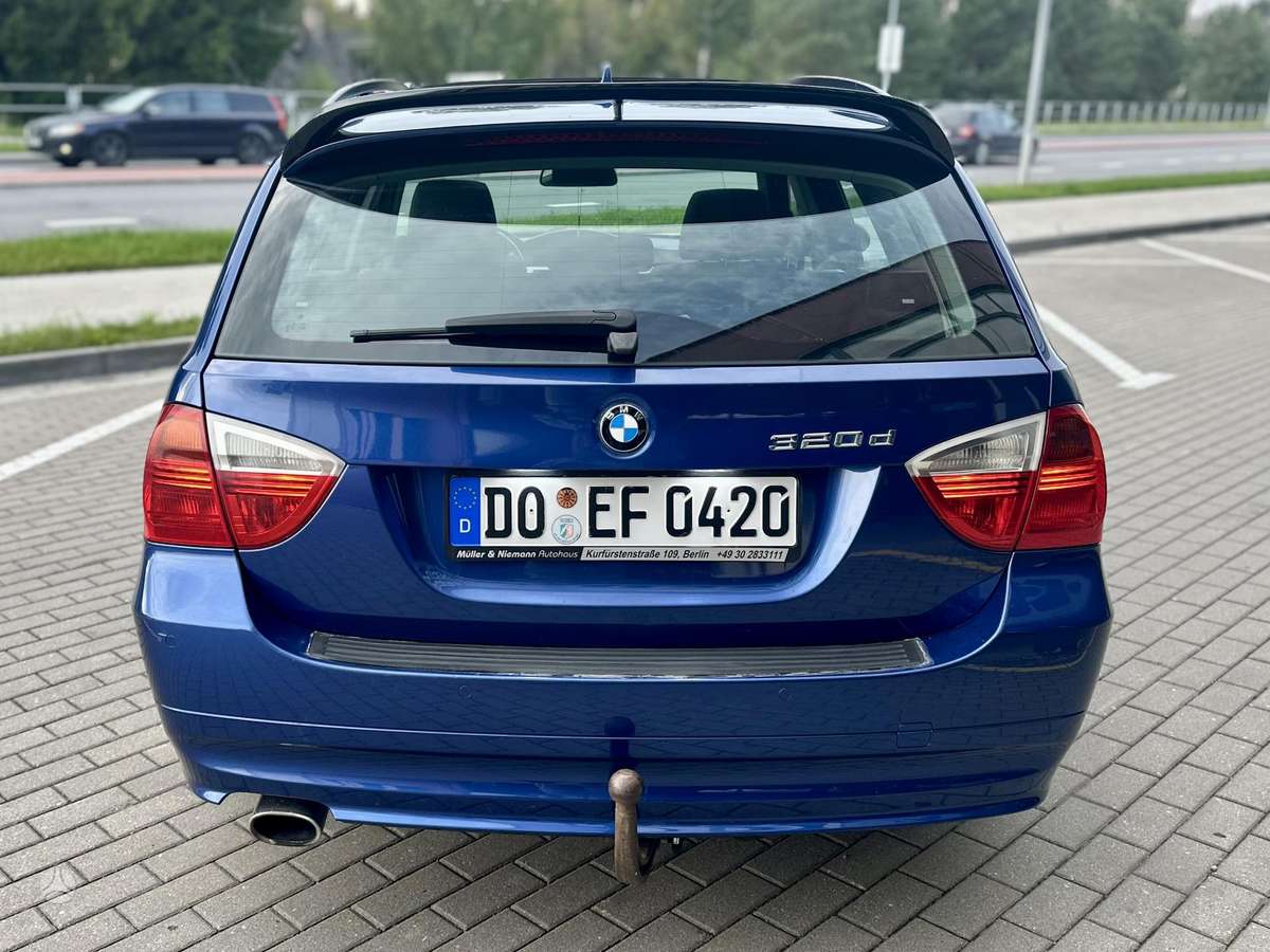 BMW 320, 2.0 l., wagon
