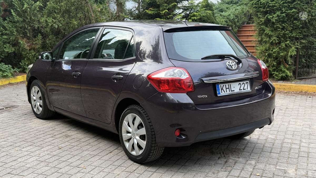 Toyota Auris - 4
