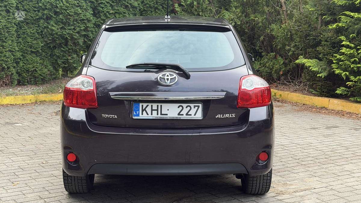 Toyota Auris - 5