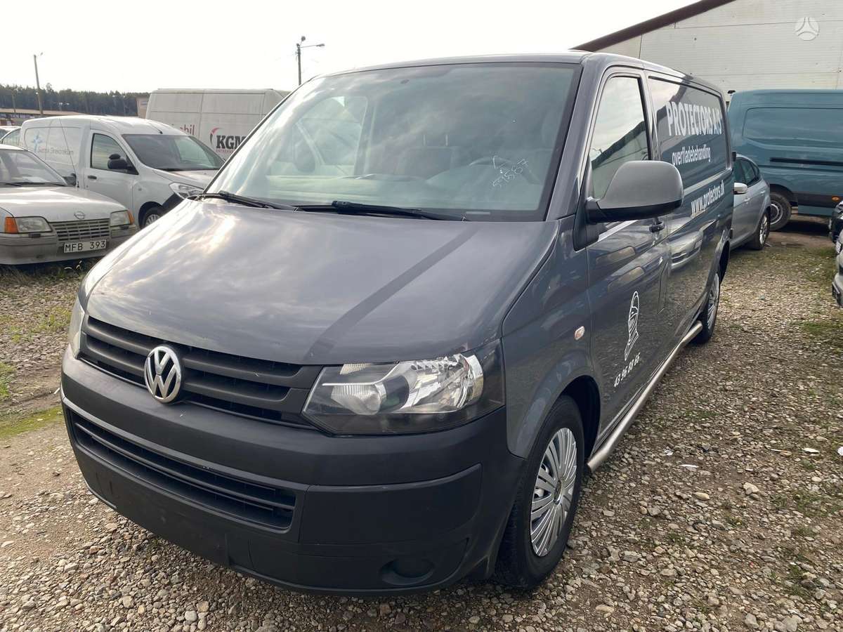 Volkswagen Transporter - 2