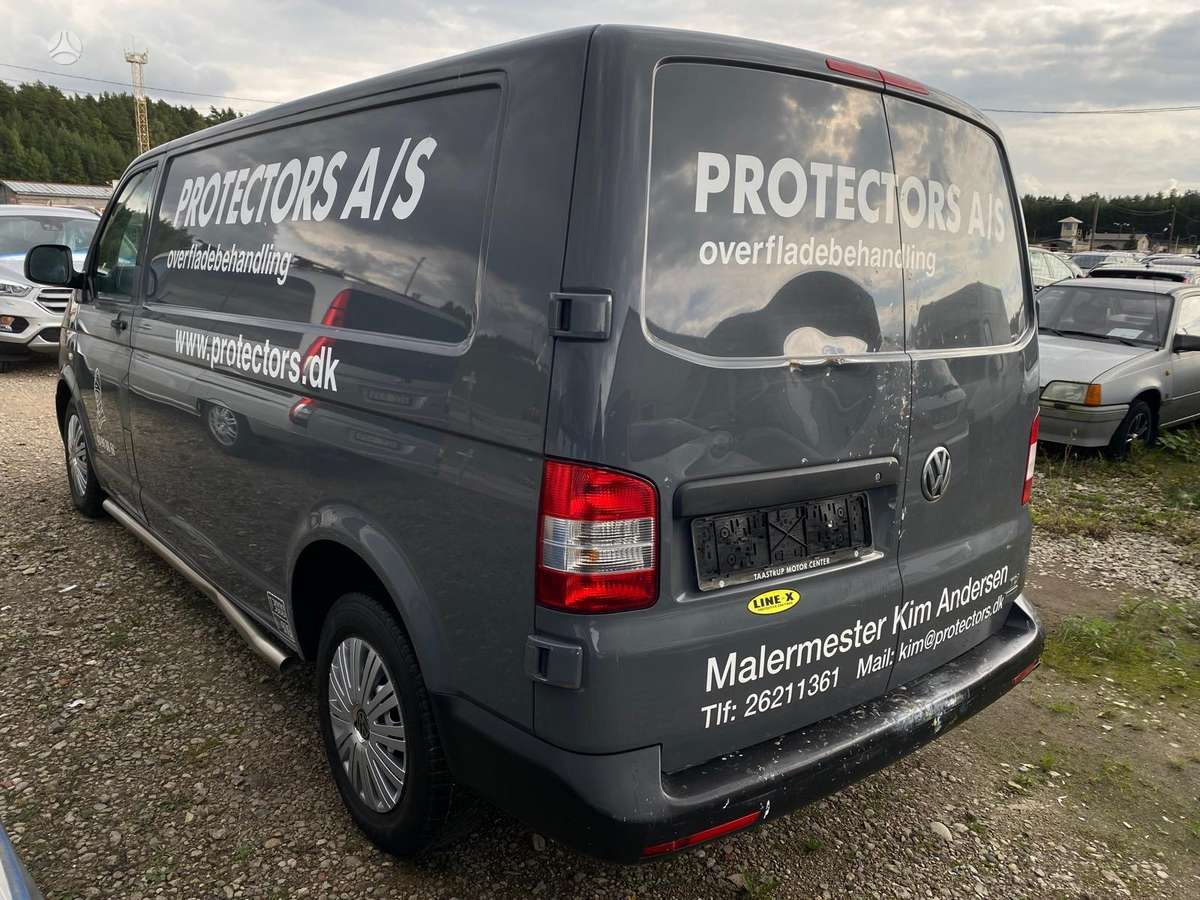 Volkswagen Transporter - 4