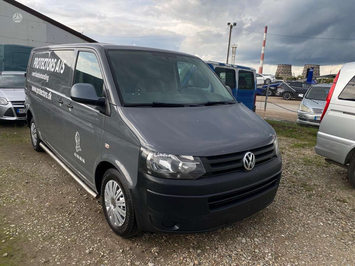 Volkswagen Transporter - 9