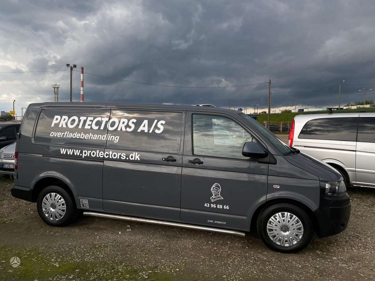 Volkswagen Transporter - 7