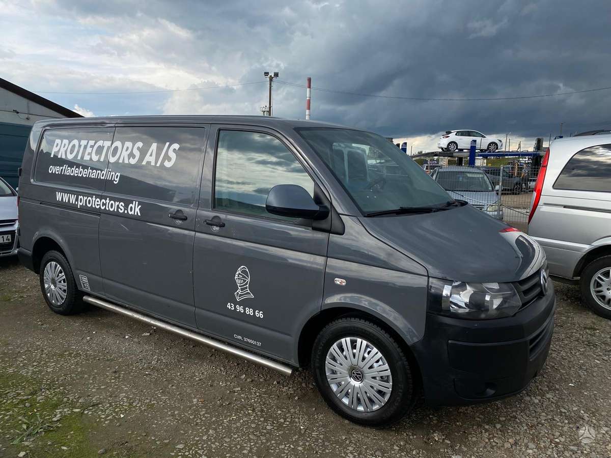 Volkswagen Transporter - 8