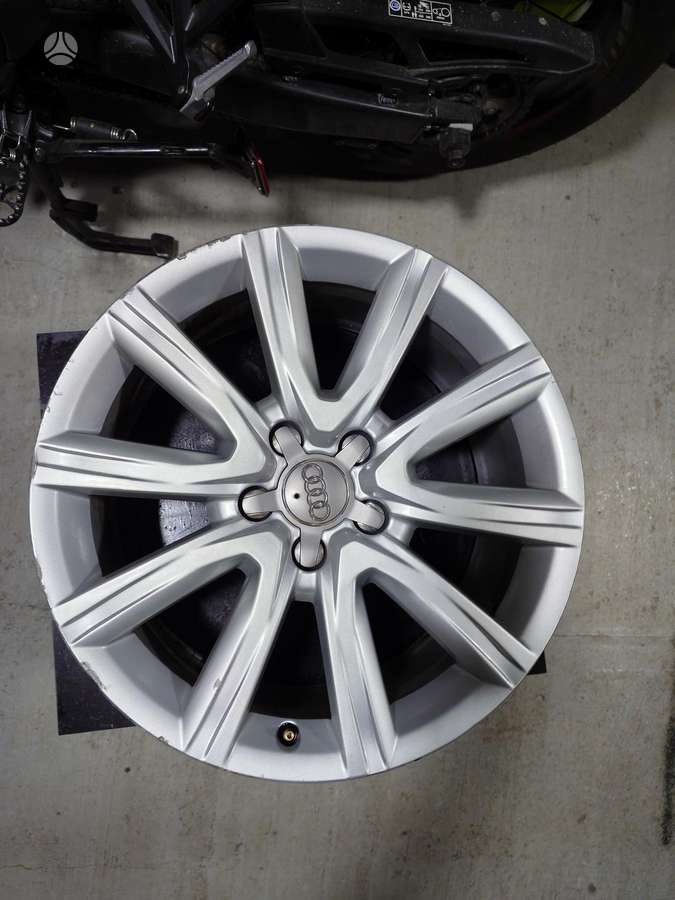 Audi, lengvojo lydinio, R18