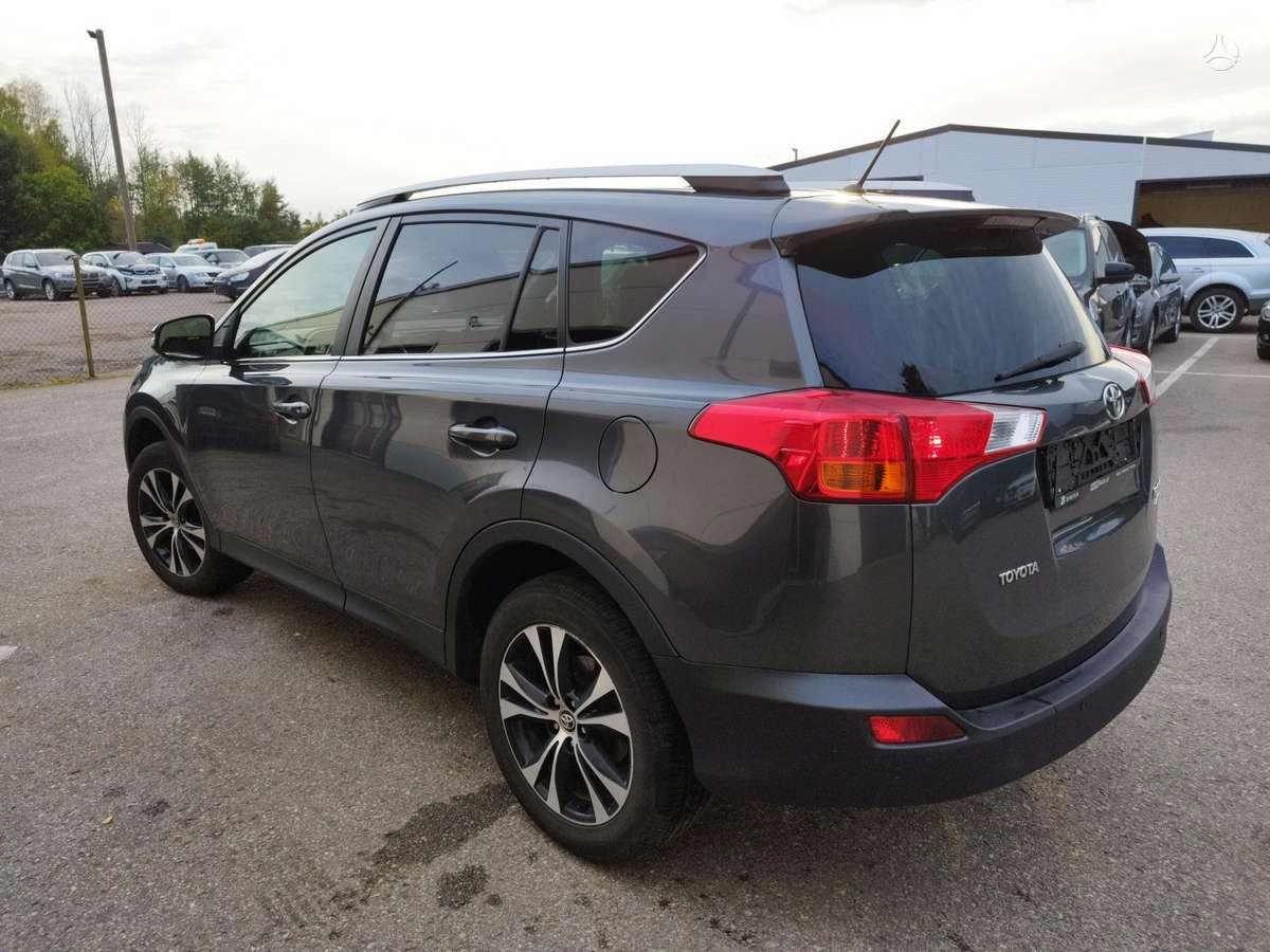 Toyota RAV4 - 3