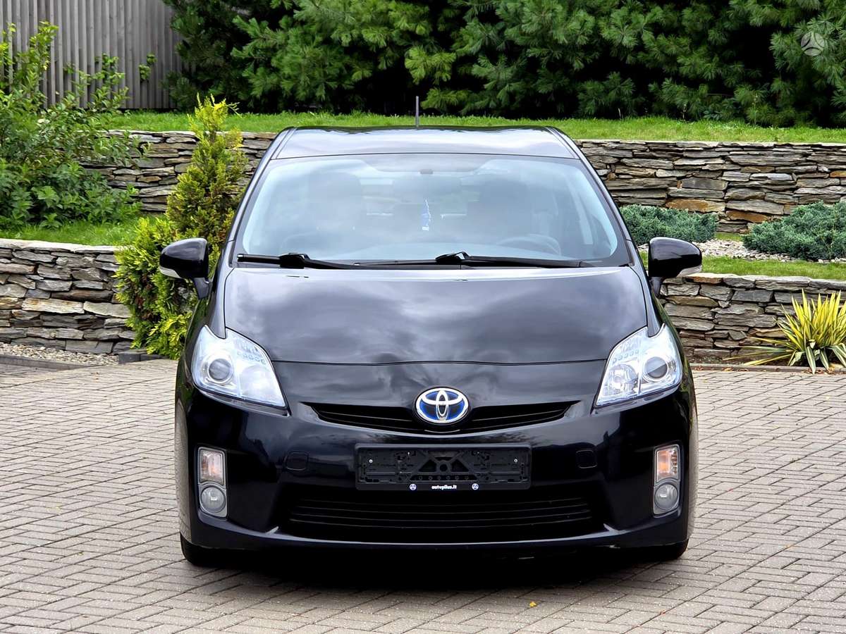 Toyota Prius - 2