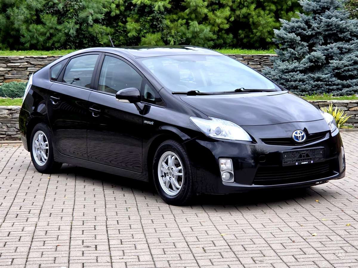 Toyota Prius - 12